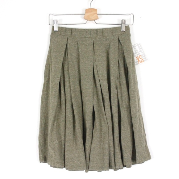 LuLaRoe Dresses & Skirts - NWT Madison Skirt {LuLaRoe}